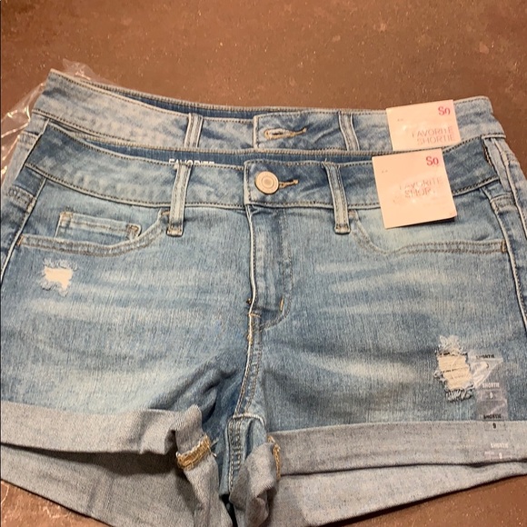 NWT SO low-rise shortie shorts - Picture 3 of 6